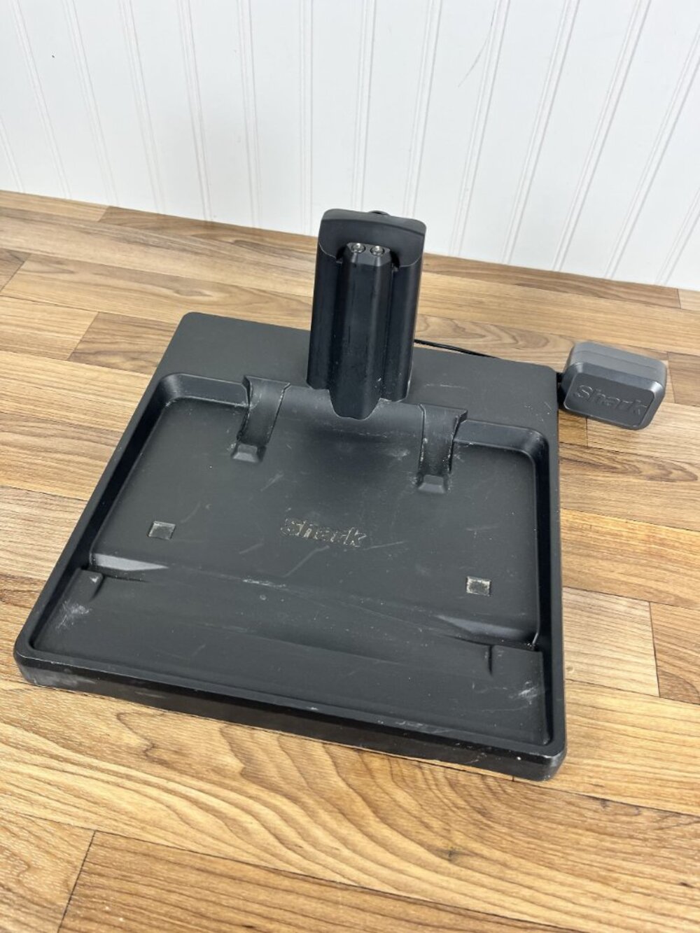OEM Shark HydroVac XL WD200 WD201 WD260 WD261 Charging Dock Tray Base - Picture 2 of 10